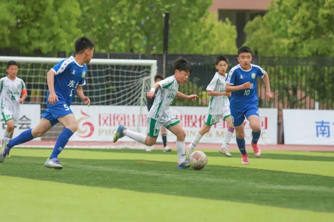 乌法115k欧元买断阿加波夫，结束租借正式加盟